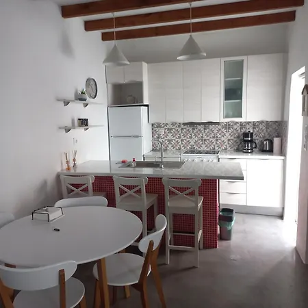 Stella' S House Castle Of Chora Naxos Apartamento